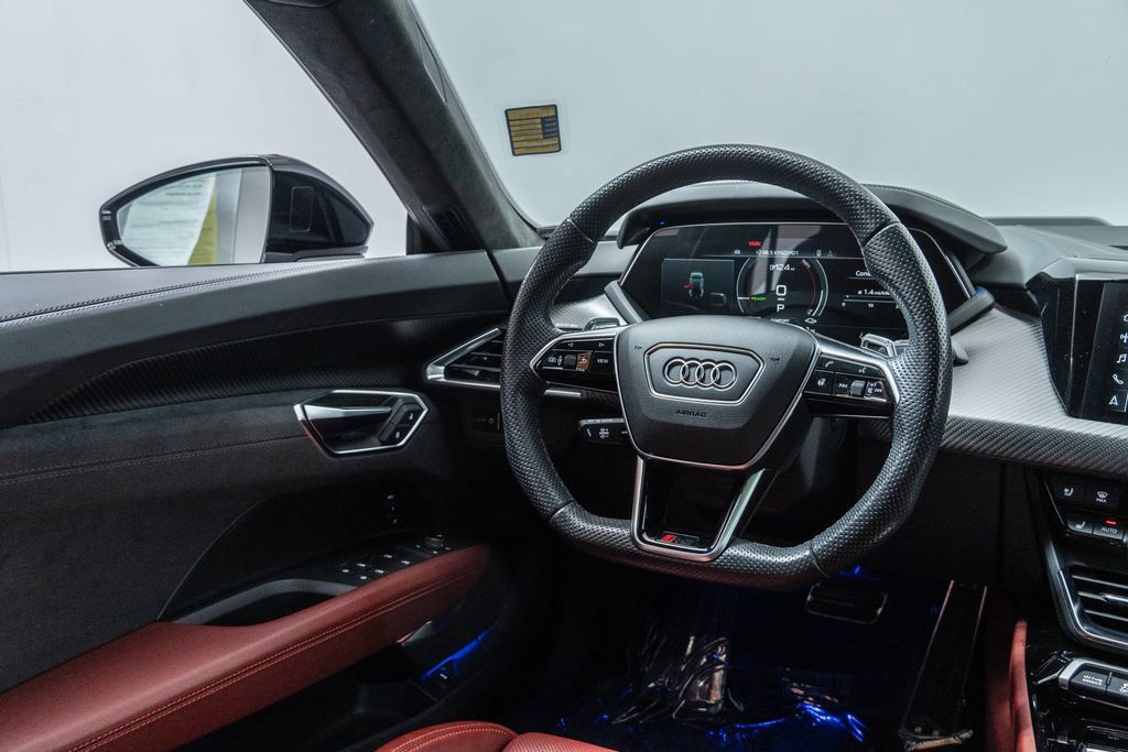 Used 2023 Audi RS e-tron GT w/ Carbon Performance Package AWD/4WD image 35