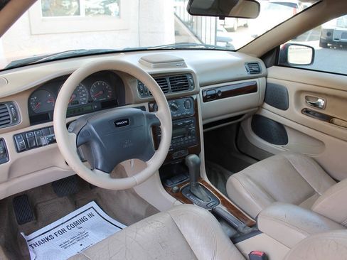 Used 2000 Volvo C70 LT FWD image 16