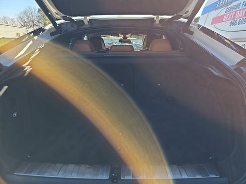 Used 2023 BMW X6 xDrive40i w/ M Sport Package image 13