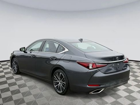 Used 2025 Lexus ES 350 Premium image 4