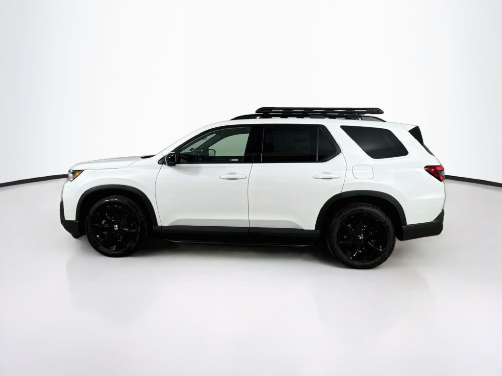 New 2026 Honda Pilot Black Edition image 4