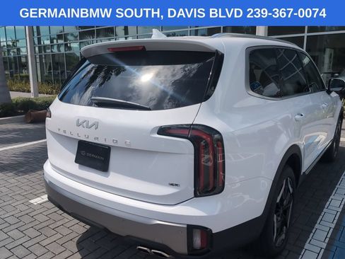 Used 2025 Kia Telluride EX w/ EX Captain's Chair Package AWD/4WD image 12