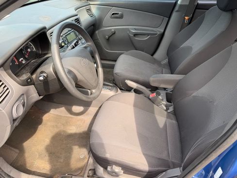 Used 2009 Kia Rio LX FWD image 5