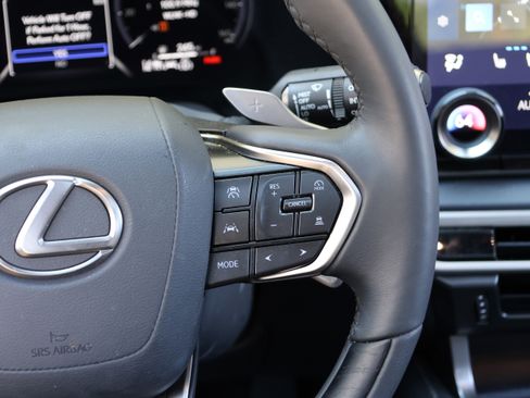 Certified 2025 Lexus RX 350 Premium FWD image 30