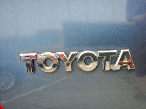 Used 2003 Toyota Camry LE FWD image 6