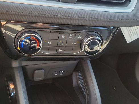 New 2026 Chevrolet TrailBlazer LT w/ Driver Confidence Package image 18