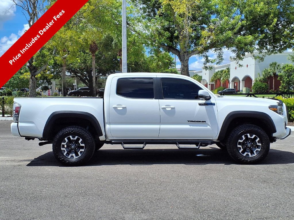 Used 2020 Toyota Tacoma TRD Off-Road w/ Technology Package AWD/4WD image 11