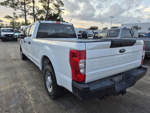 Used 2020 Ford F250 XL w/ Power Equipment Group image 4