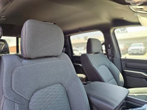 New 2026 RAM 1500 Express AWD/4WD image 25