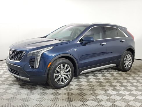 Used 2020 Cadillac XT4 Premium Luxury image 5