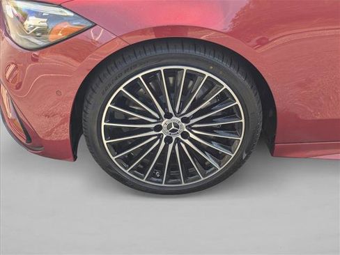 Used 2025 Mercedes-Benz C 300 Sedan image 27