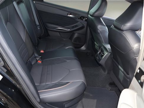 Certified 2019 Toyota Avalon XSE image 13