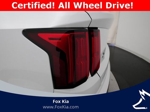 Certified 2023 Kia Sorento SX image 33