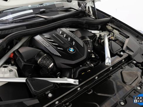 Used 2022 BMW X6 M50i w/ Premium Package AWD/4WD image 39