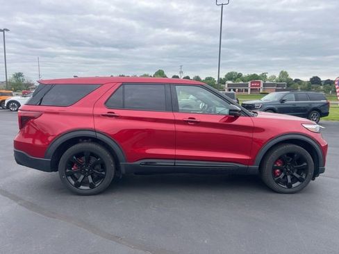 Used 2021 Ford Explorer ST w/ Equipment Group 401A AWD/4WD image 8