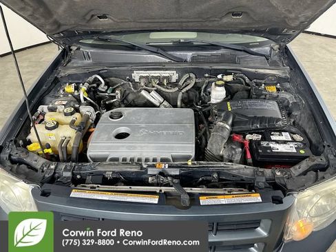 Used 2010 Ford Escape 4WD Hybrid image 26