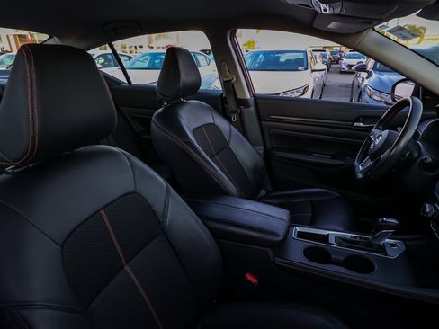 Used 2022 Nissan Altima 2.5 SR image 20