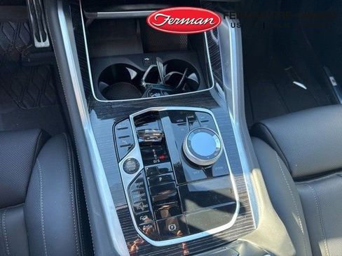 Used 2026 BMW X6 xDrive40i w/ Executive Package image 16