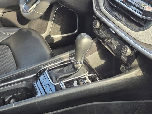 Used 2023 Jeep Compass Latitude w/ Convenience Group image 15