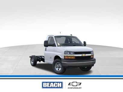 New 2025 Chevrolet Express 3500 w/ Power Convenience Package