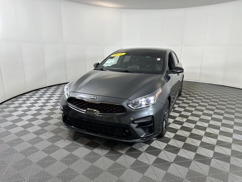 Certified 2021 Kia Forte GT-Line image 2