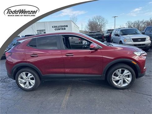 Used 2024 Buick Encore GX Preferred w/ Comfort Package image 1