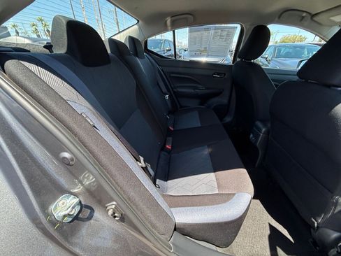 Used 2025 Nissan Versa SV FWD image 37