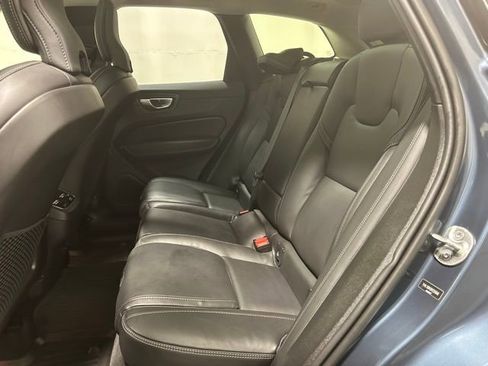 Certified 2024 Volvo XC60 B5 Ultimate w/ Protection Package Premier AWD/4WD image 12