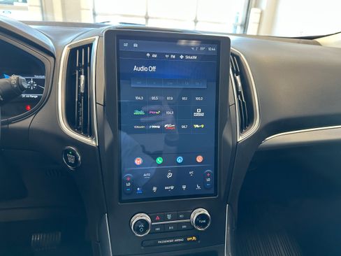Used 2024 Ford Edge Titanium w/ Equipment Group 301A AWD/4WD image 19