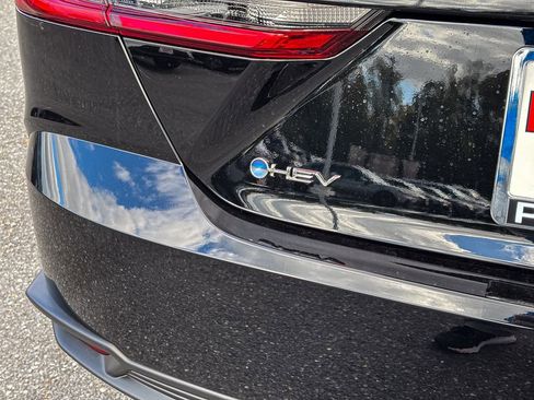 New 2026 Toyota Camry SE image 6