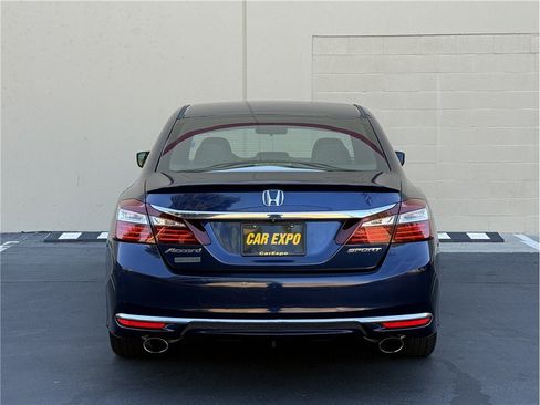 Used 2017 Honda Accord Sport image 6