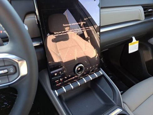 New 2026 GMC Terrain Elevation w/ Elevation Premium Package image 23