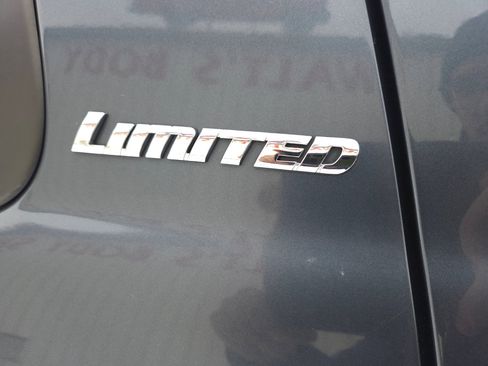 Used 2008 Toyota Sequoia Limited image 6