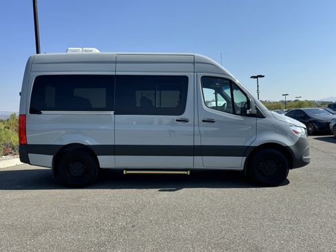 Used 2023 Mercedes-Benz Sprinter 2500 image 7