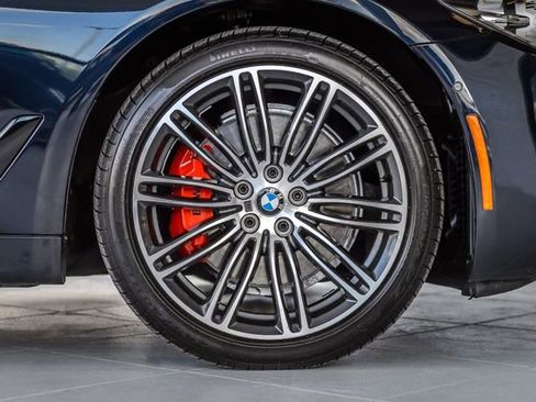 Used 2018 BMW 540i xDrive AWD/4WD image 16