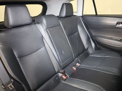 Used 2022 Toyota Corolla Cross XLE FWD image 30