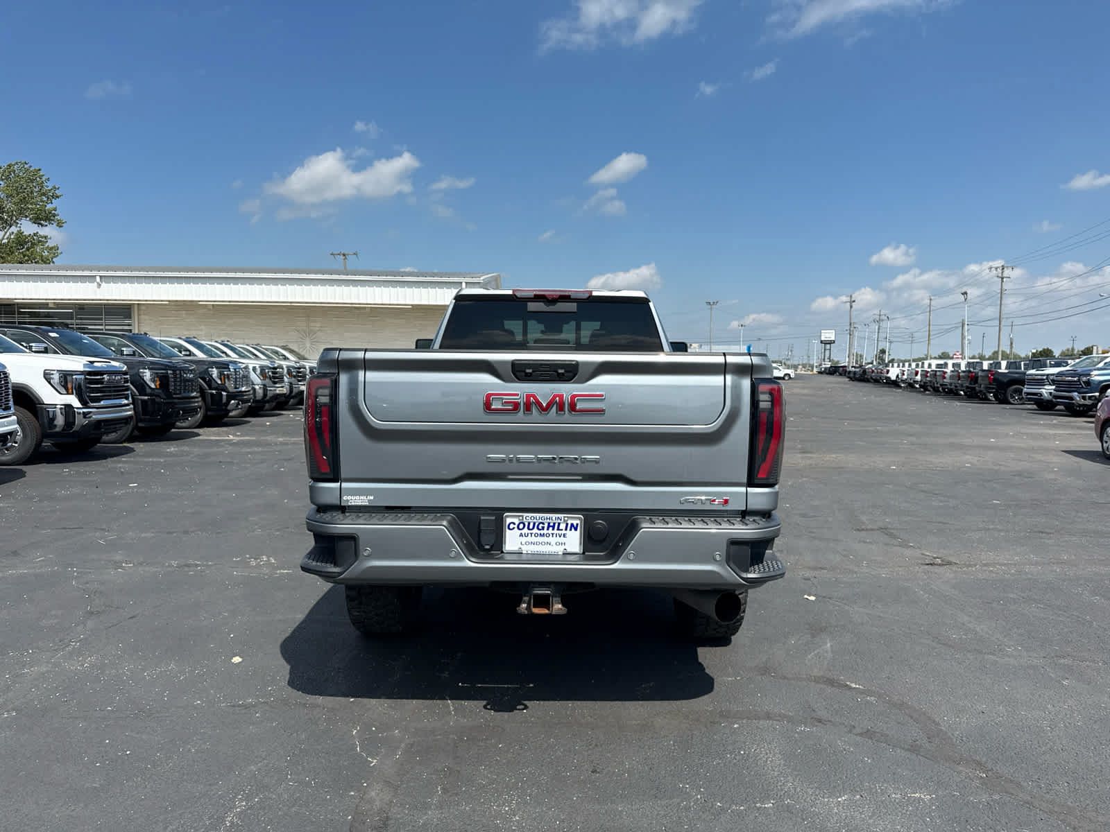 Certified 2024 GMC Sierra 3500 AT4 w/ AT4 Premium Plus Package AWD/4WD image 4
