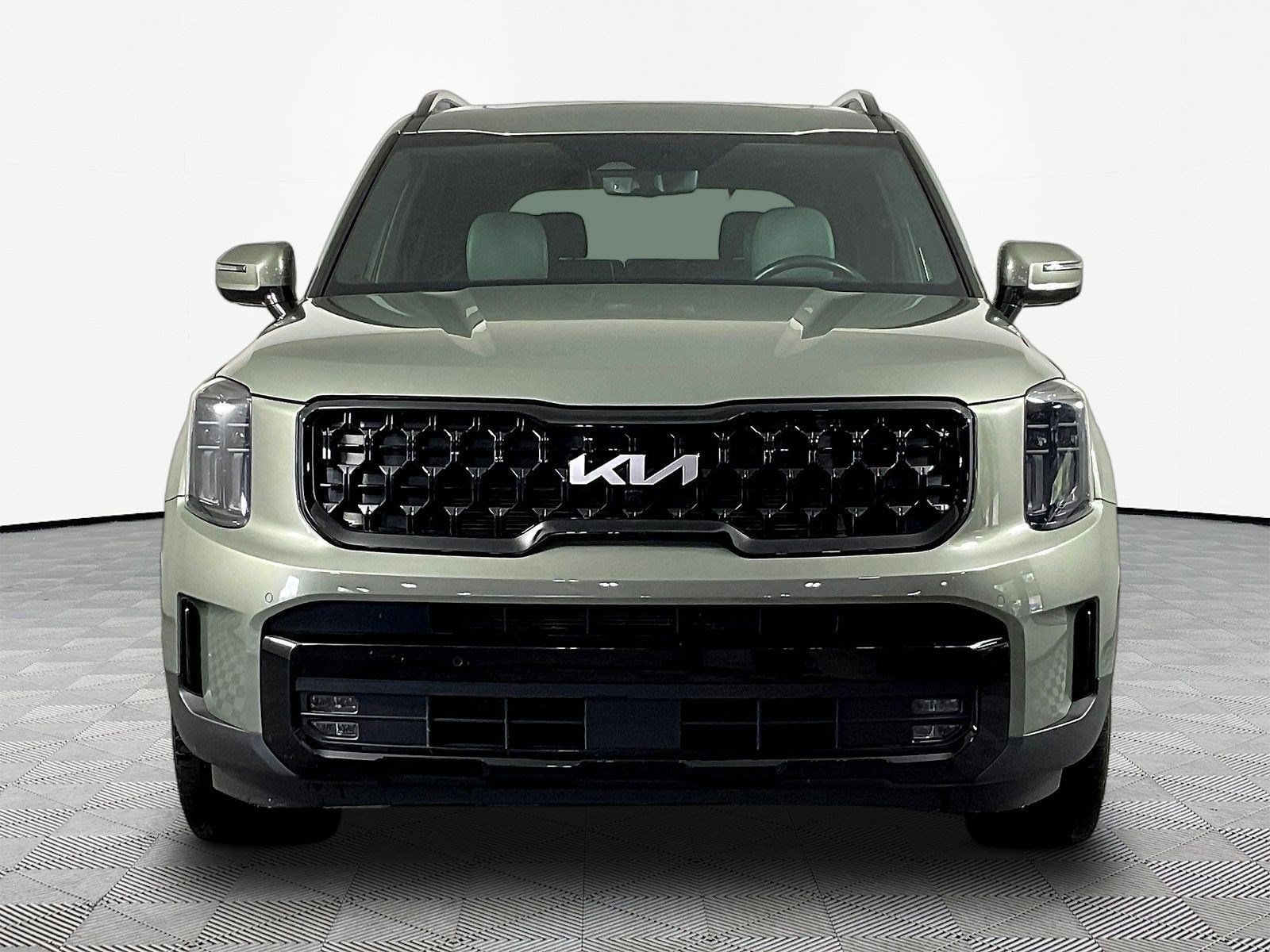 Certified 2024 Kia Telluride SX Prestige X-Line AWD/4WD image 2