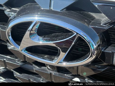 Used 2021 Hyundai Santa Fe Calligraphy image 7