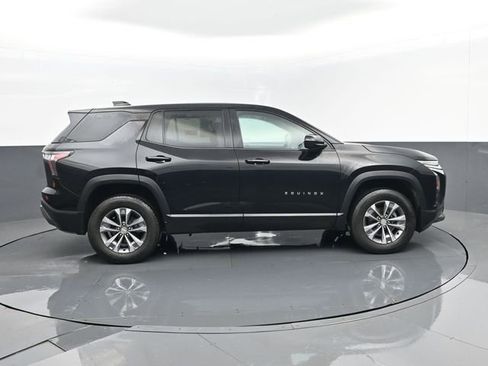 Used 2025 Chevrolet Equinox LT image 4