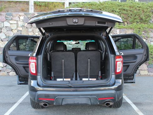 Used 2013 Ford Explorer XLT image 10