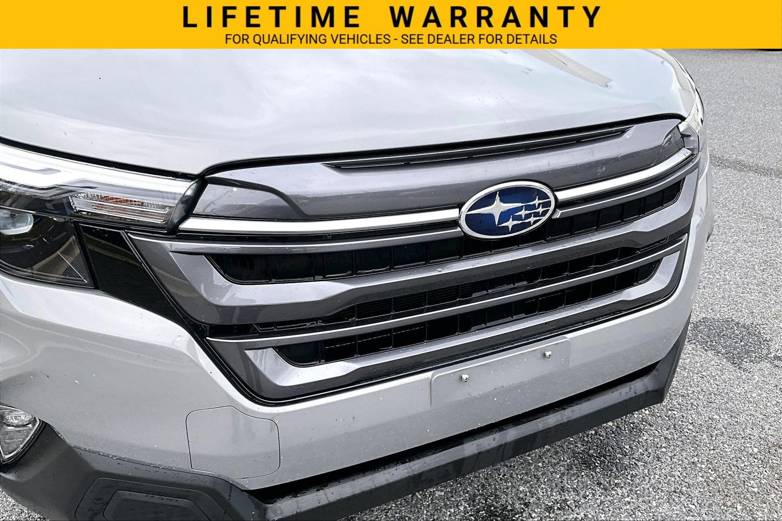 Used 2025 Subaru Forester Premium AWD/4WD image 5
