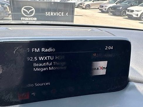 Used 2018 MAZDA CX-5 Touring w/ Preferred Equipment Package AWD/4WD image 3