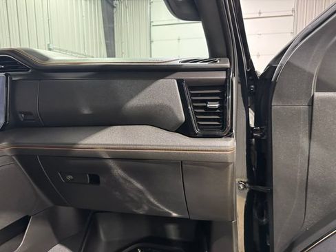 Used 2024 GMC Sierra 2500 AT4 AWD/4WD image 24