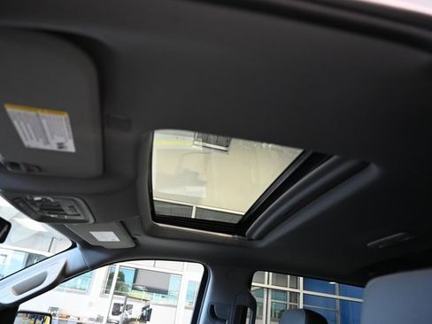 Used 2021 GMC Sierra 1500 SLT w/ SLT Premium Package image 22