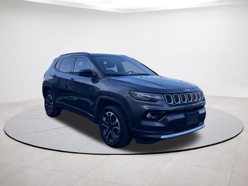 Certified 2024 Jeep Compass Limited image 1