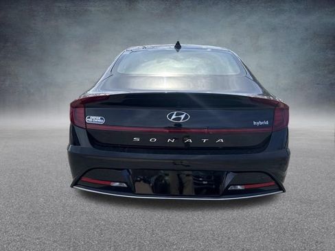 Used 2023 Hyundai Sonata Limited w/ Cargo Package image 6