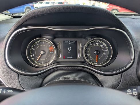 Used 2019 Jeep Cherokee Latitude w/ Popular Appearance Group image 20