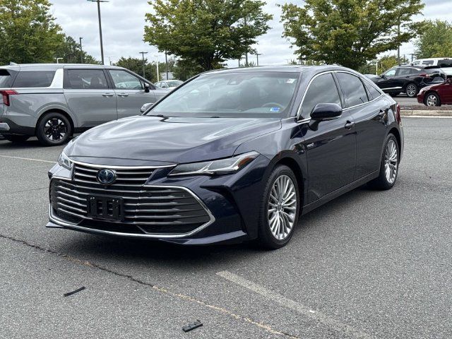 Used 2021 Toyota Avalon Limited w/ Advanced Safety Package FWD image 5