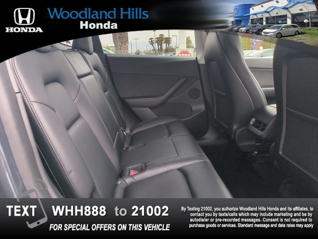 Used 2022 Tesla Model Y Long Range AWD/4WD image 24